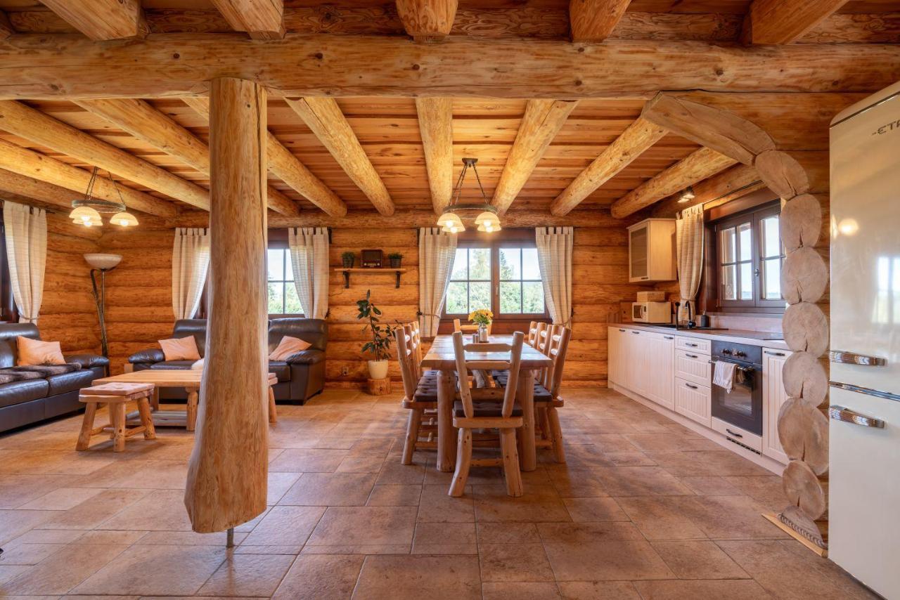 Apartmany Srub Vytonka Lipno Přední Výtoň Buitenkant foto